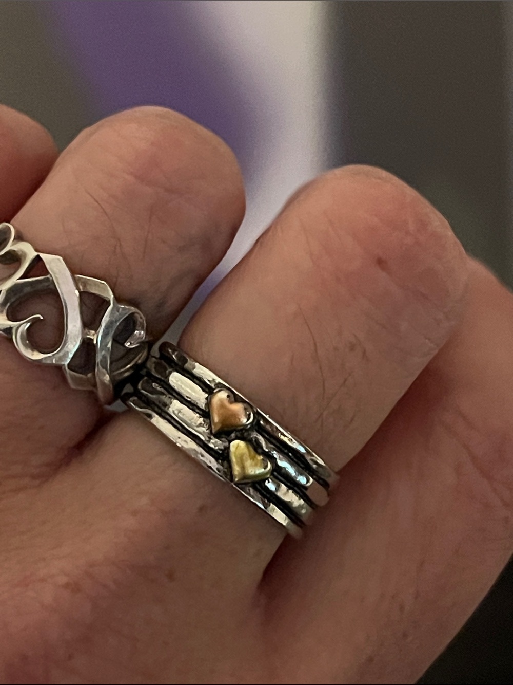 Rustic Silver band w/ 2 Two-toned Hearts 💞